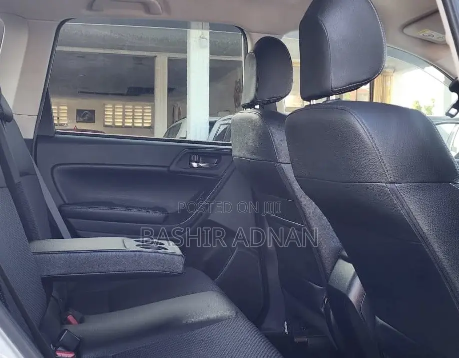 Subaru Forester 2013 Off white