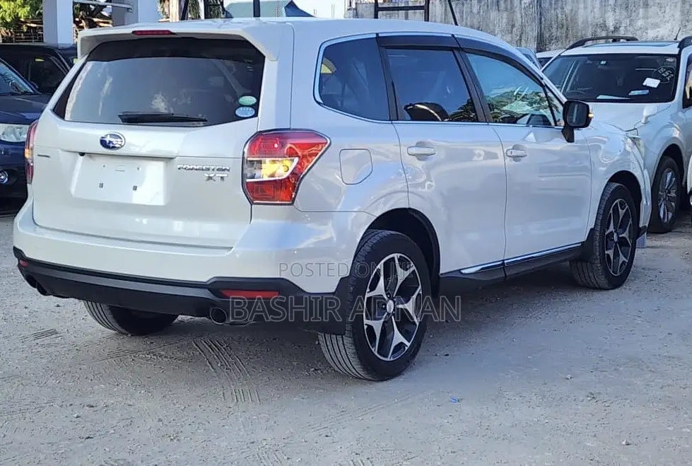 Subaru Forester 2013 Off white