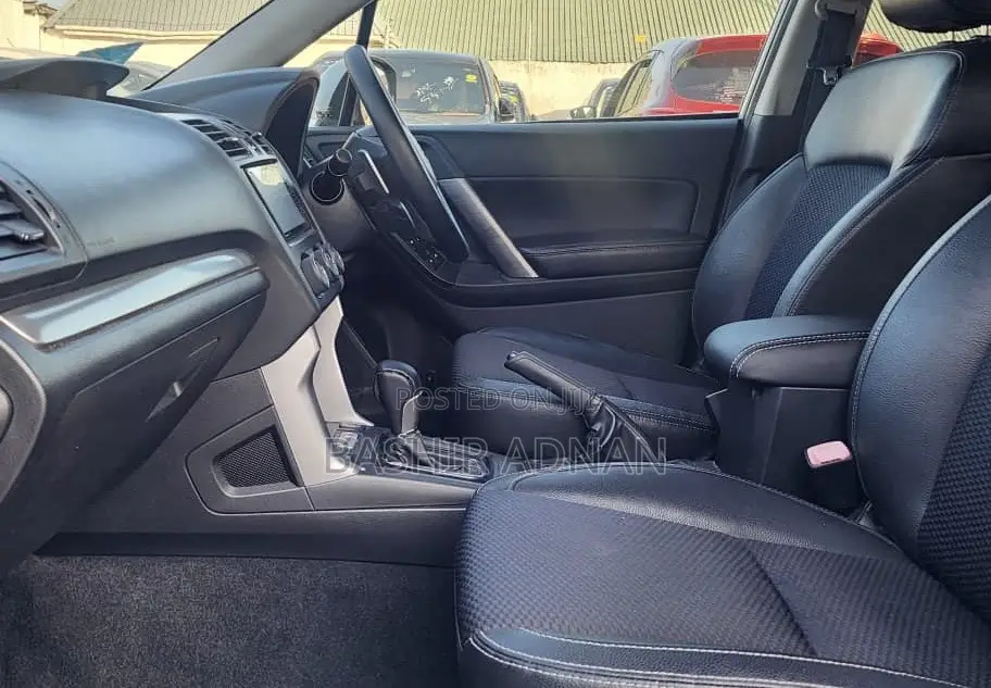 Subaru Forester 2013 Off white