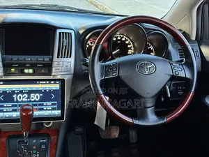 Toyota Harrier 2005 White