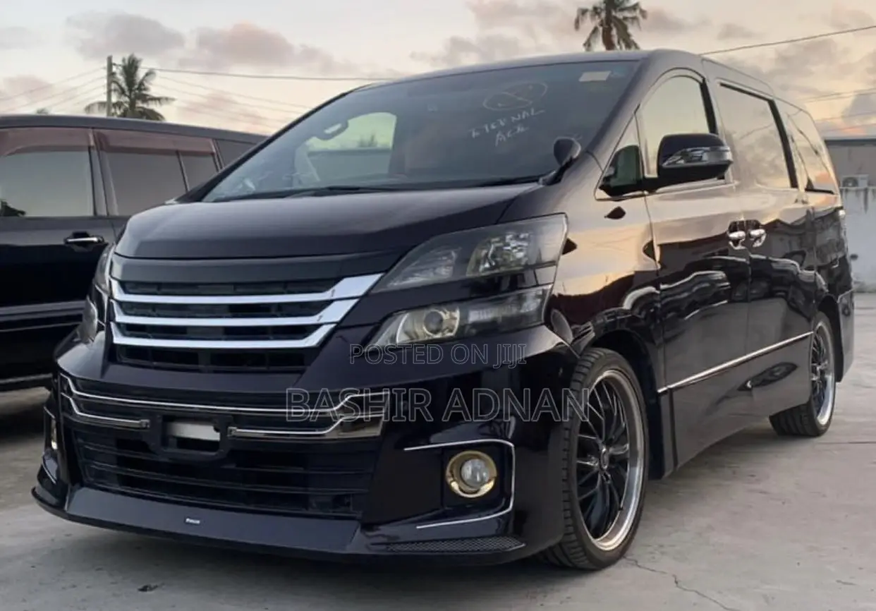 Toyota Vellfire 2013 Burgundy
