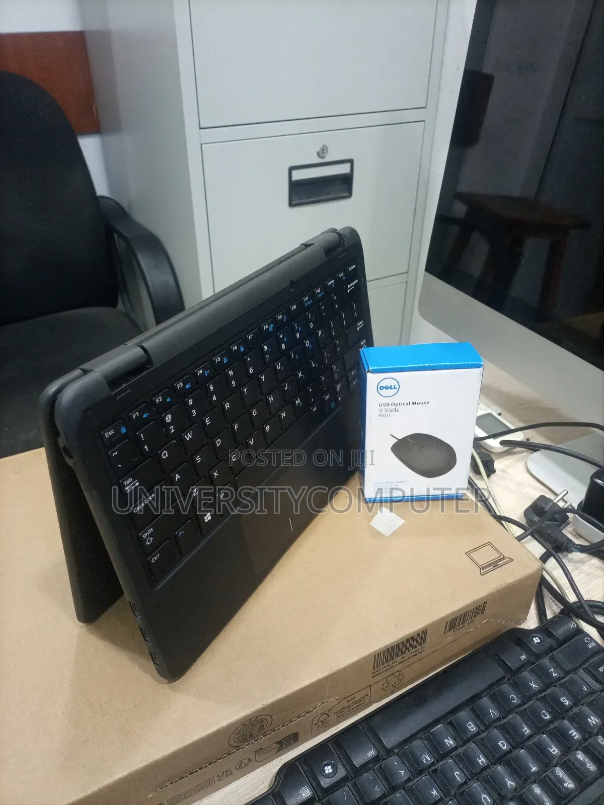 Laptop Dell Latitude 3189 4GB Intel SSD 128GB