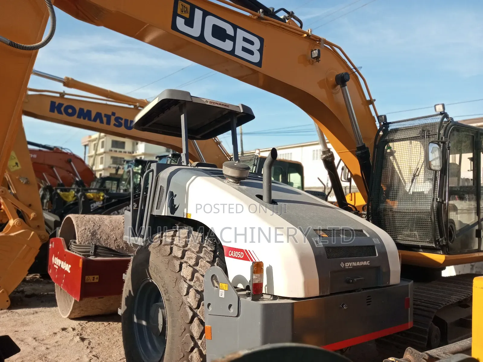 DYNAPAC CA305 Single Drum Vibrator Roller