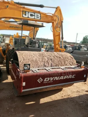 DYNAPAC CA305 Single Drum Vibrator Roller