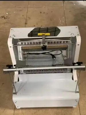 Commercial Bread Slicer Machine