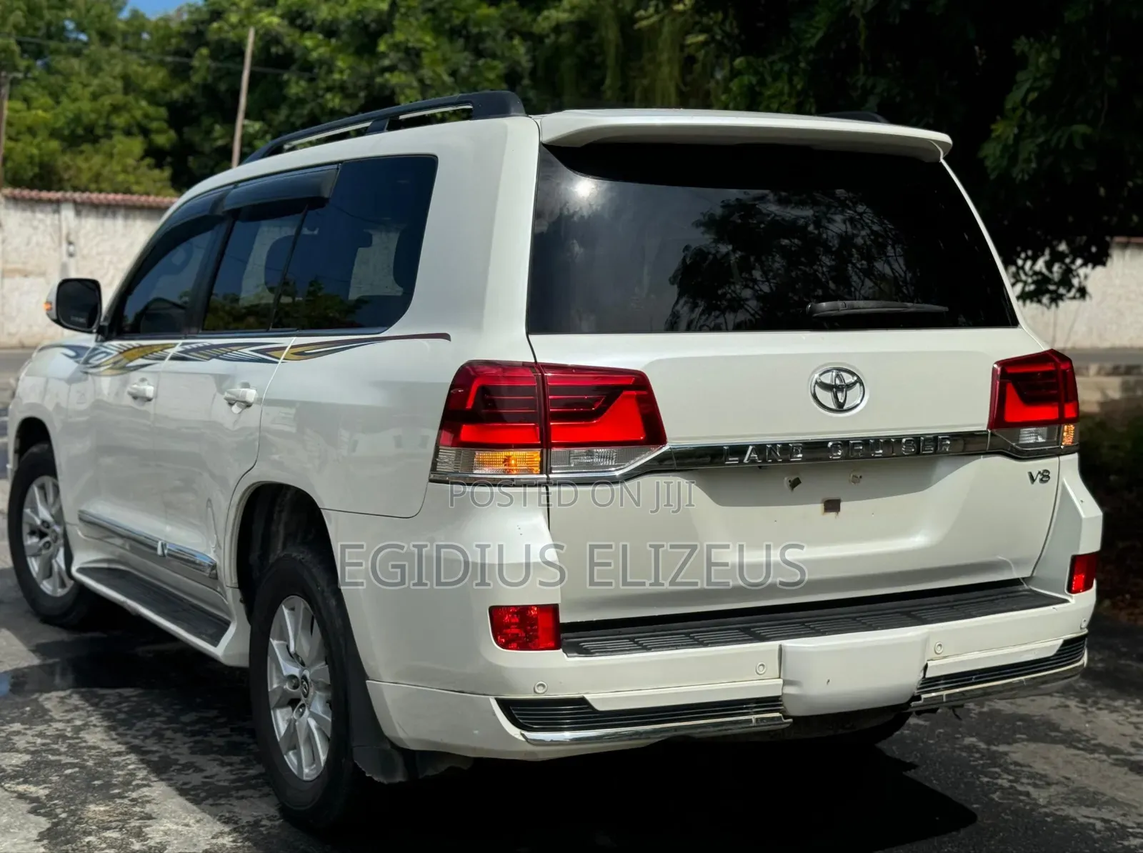 Toyota Land Cruiser 2017 White
