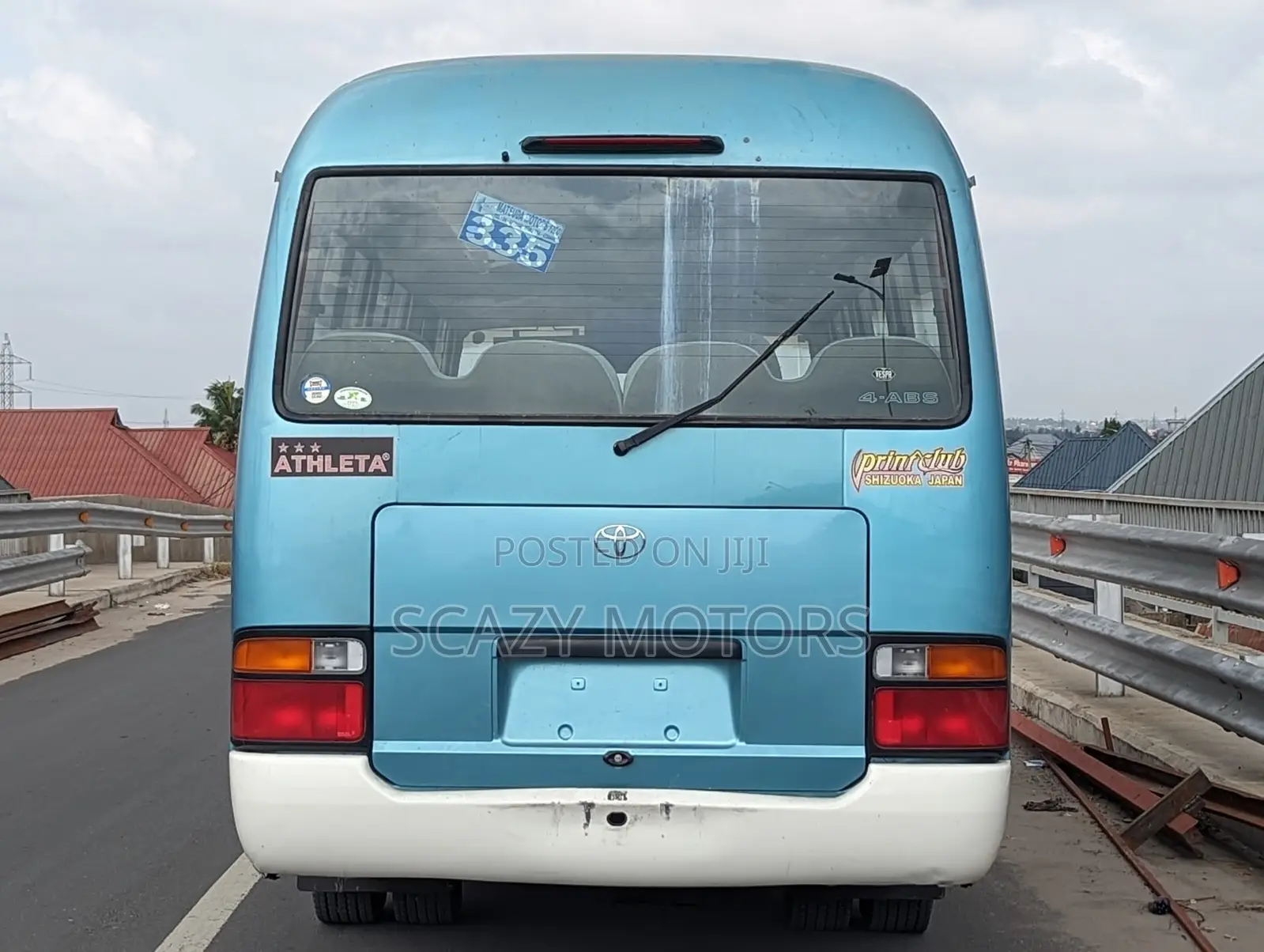 Toyota Coaster 2004