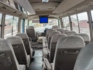 Toyota Coaster 2004
