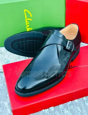 New Version Clarks Shoes/Footwears