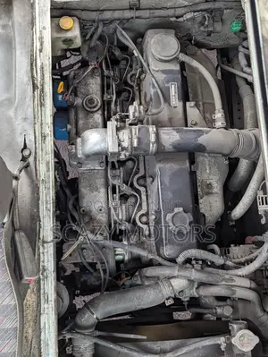 Nissan Civilian 2002