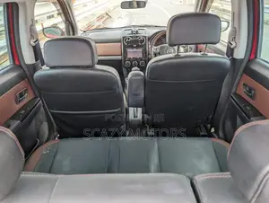 Mazda Verisa 2008 Red