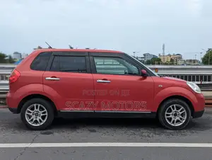 Mazda Verisa 2008 Red