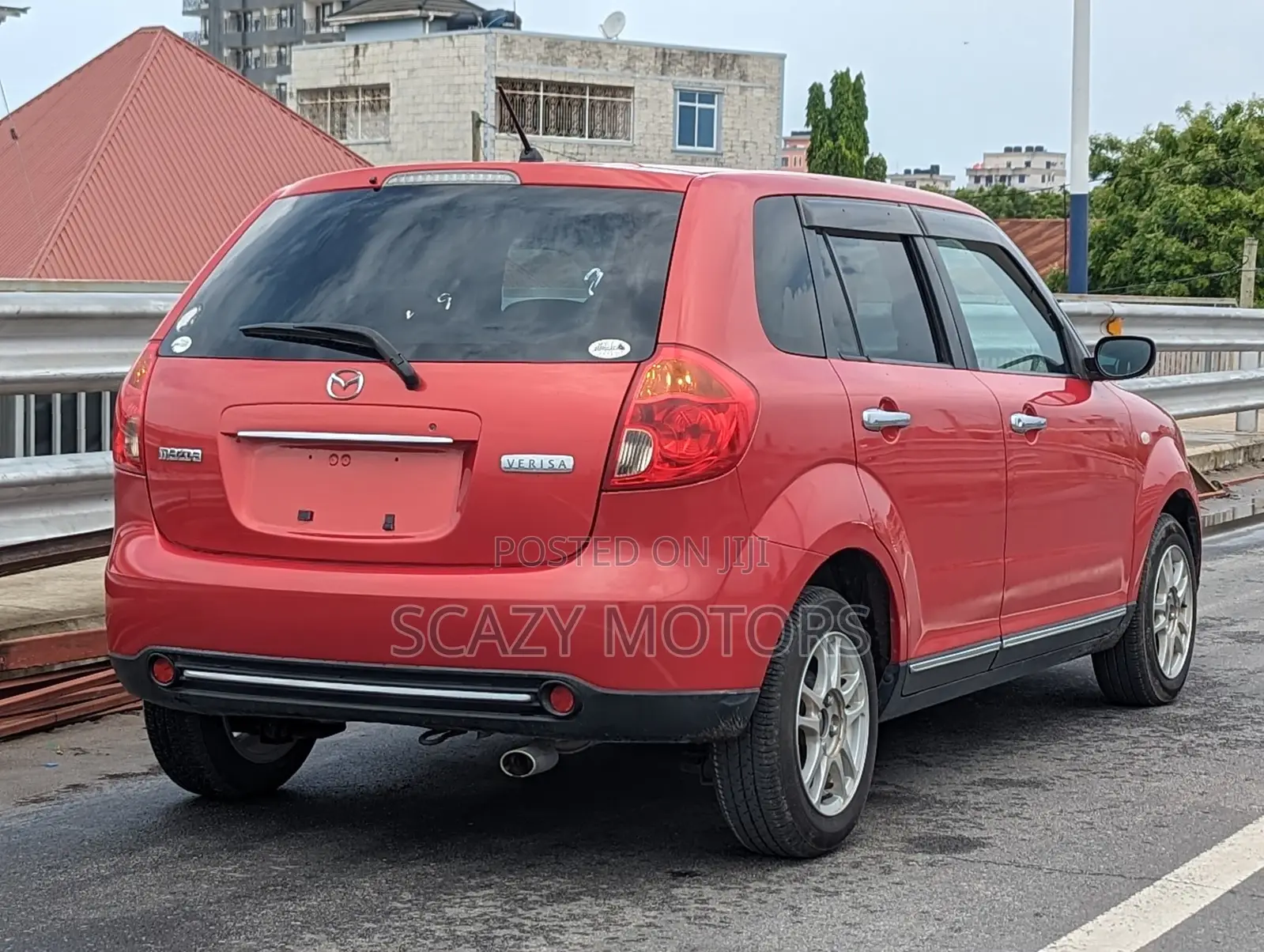 Mazda Verisa 2008 Red