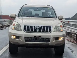 Toyota Land Cruiser Prado 2006 Gold