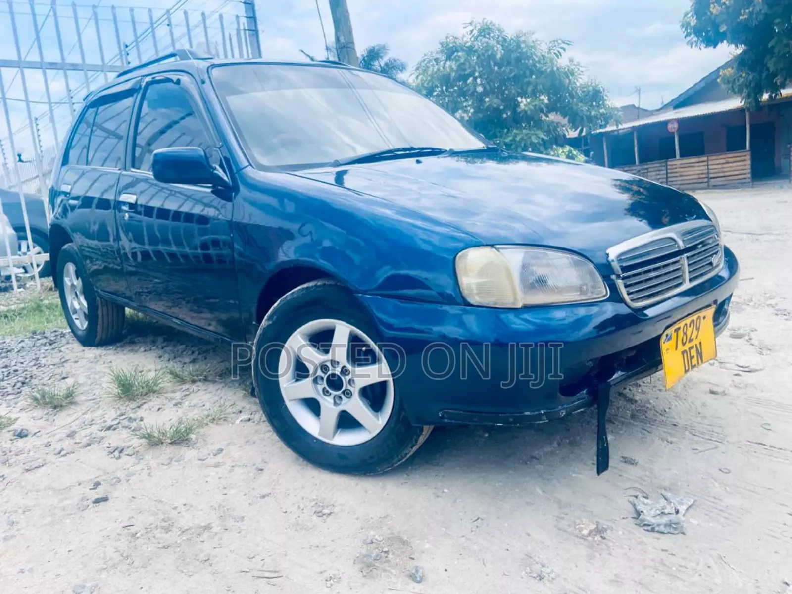 Toyota Starlet 2000 Blue