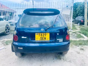 Toyota Starlet 2000 Blue