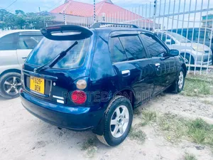 Toyota Starlet 2000 Blue