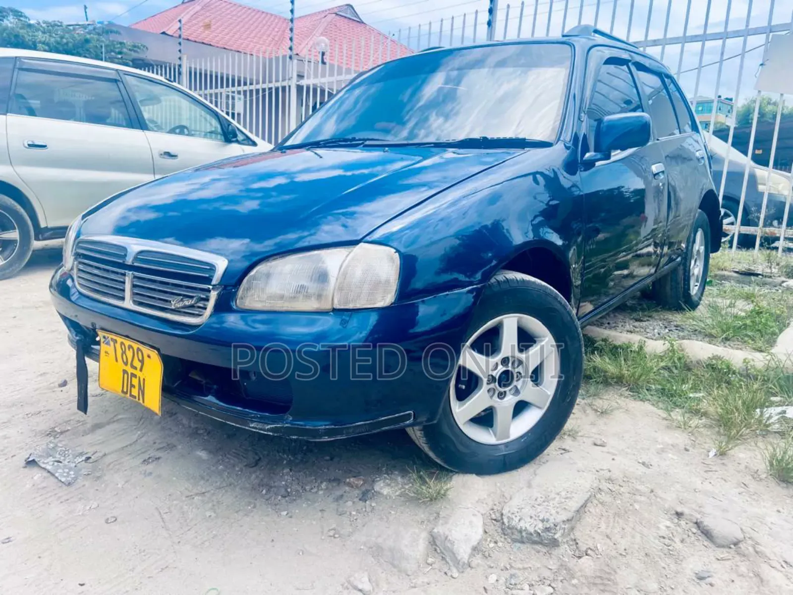 Toyota Starlet 2000 Blue