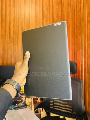 New Laptop Lenovo 100e 4GB Intel Celeron SSD 128GB