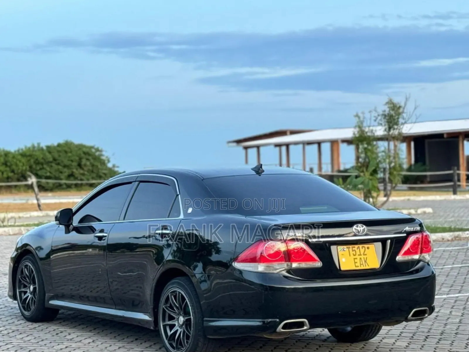 Toyota Crown 2011 Black