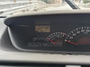 Toyota Passo Sette 2009