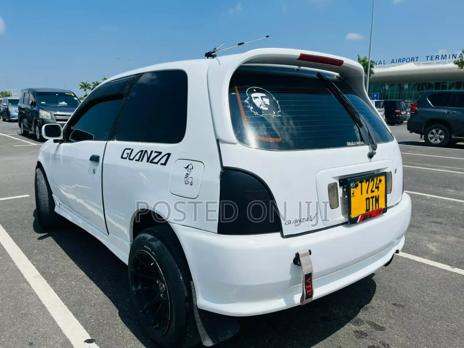 Toyota Starlet 2000 White