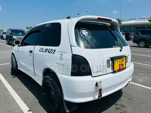 Toyota Starlet 2000 White