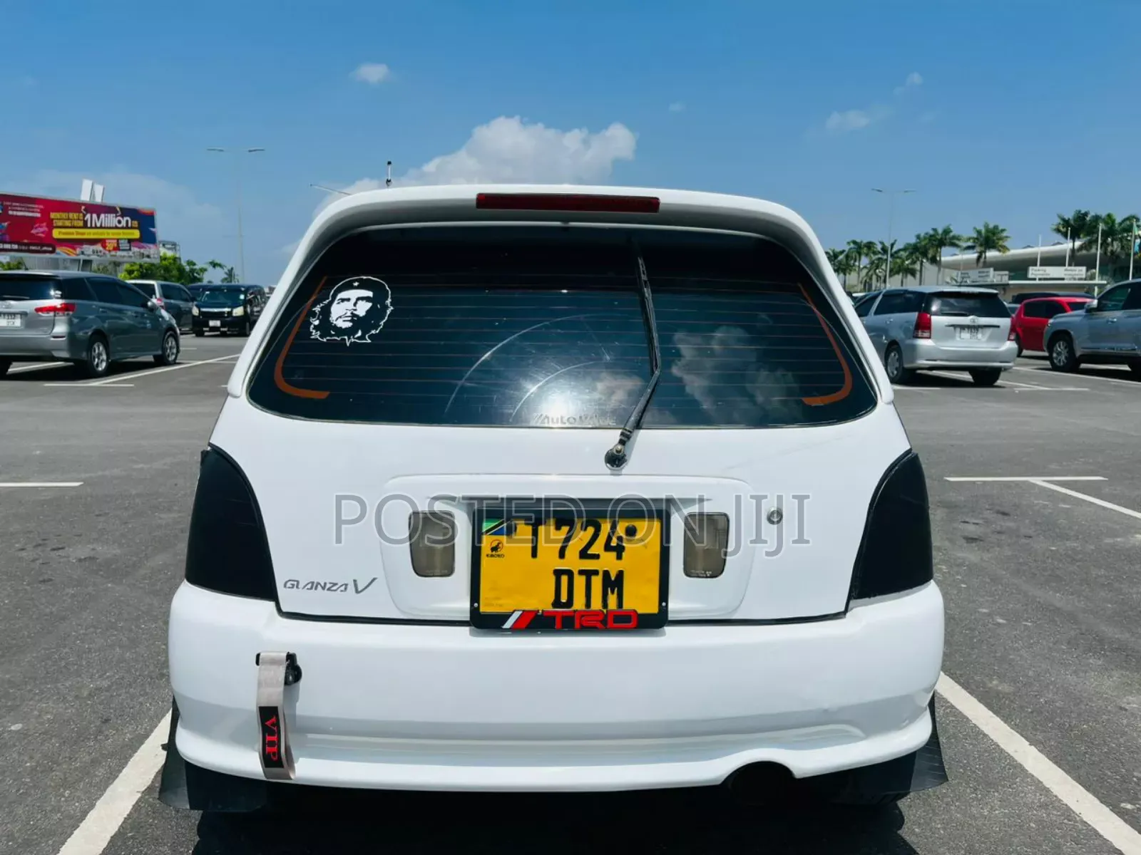 Toyota Starlet 2000 White