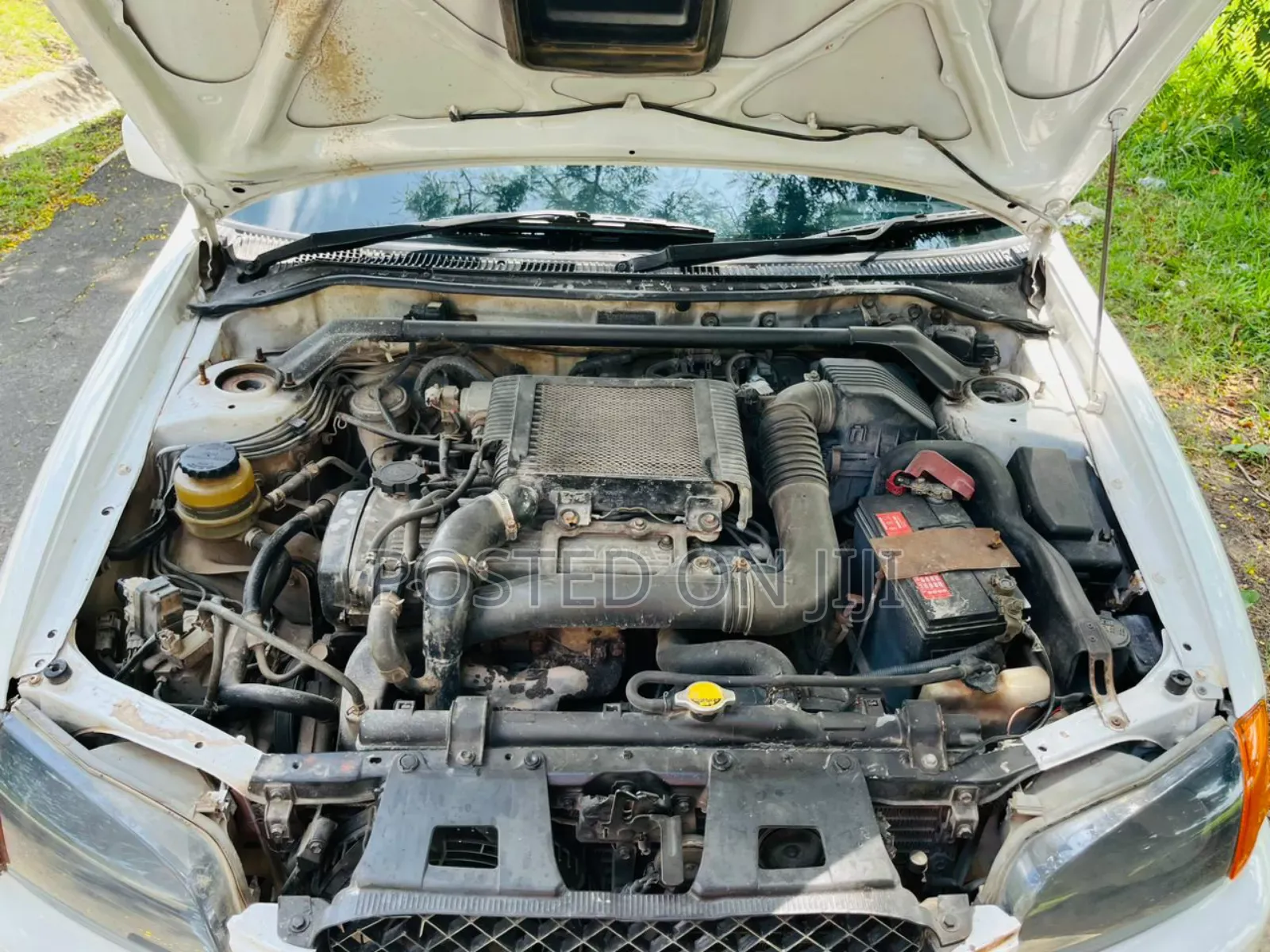 Toyota Starlet 2000 White