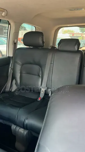 Toyota Land Cruiser 2011 White