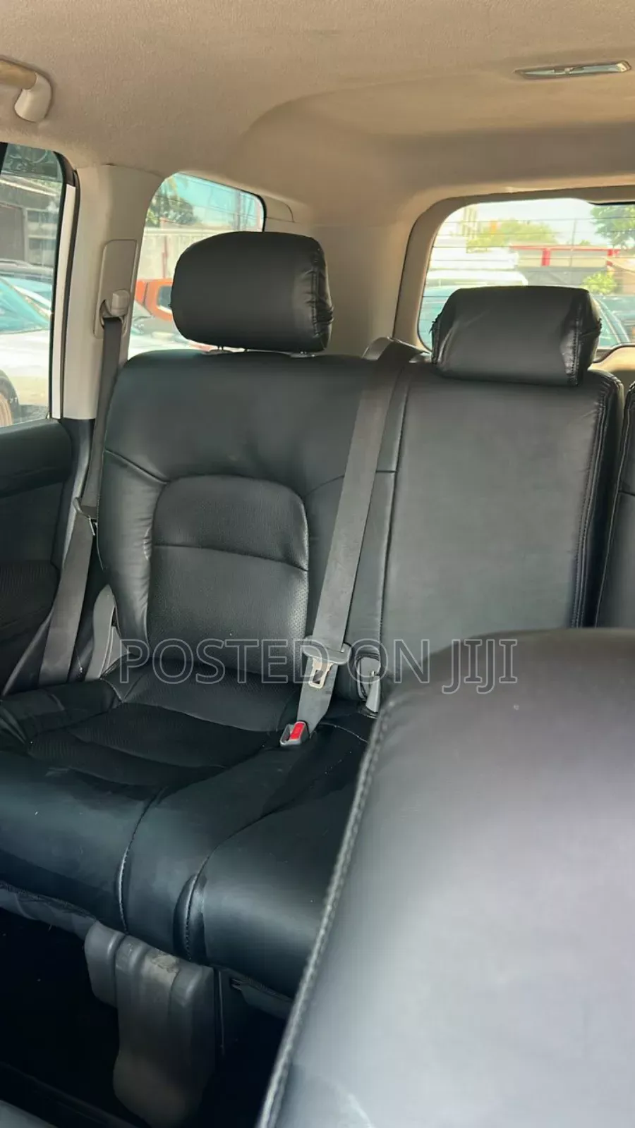 Toyota Land Cruiser 2011 White