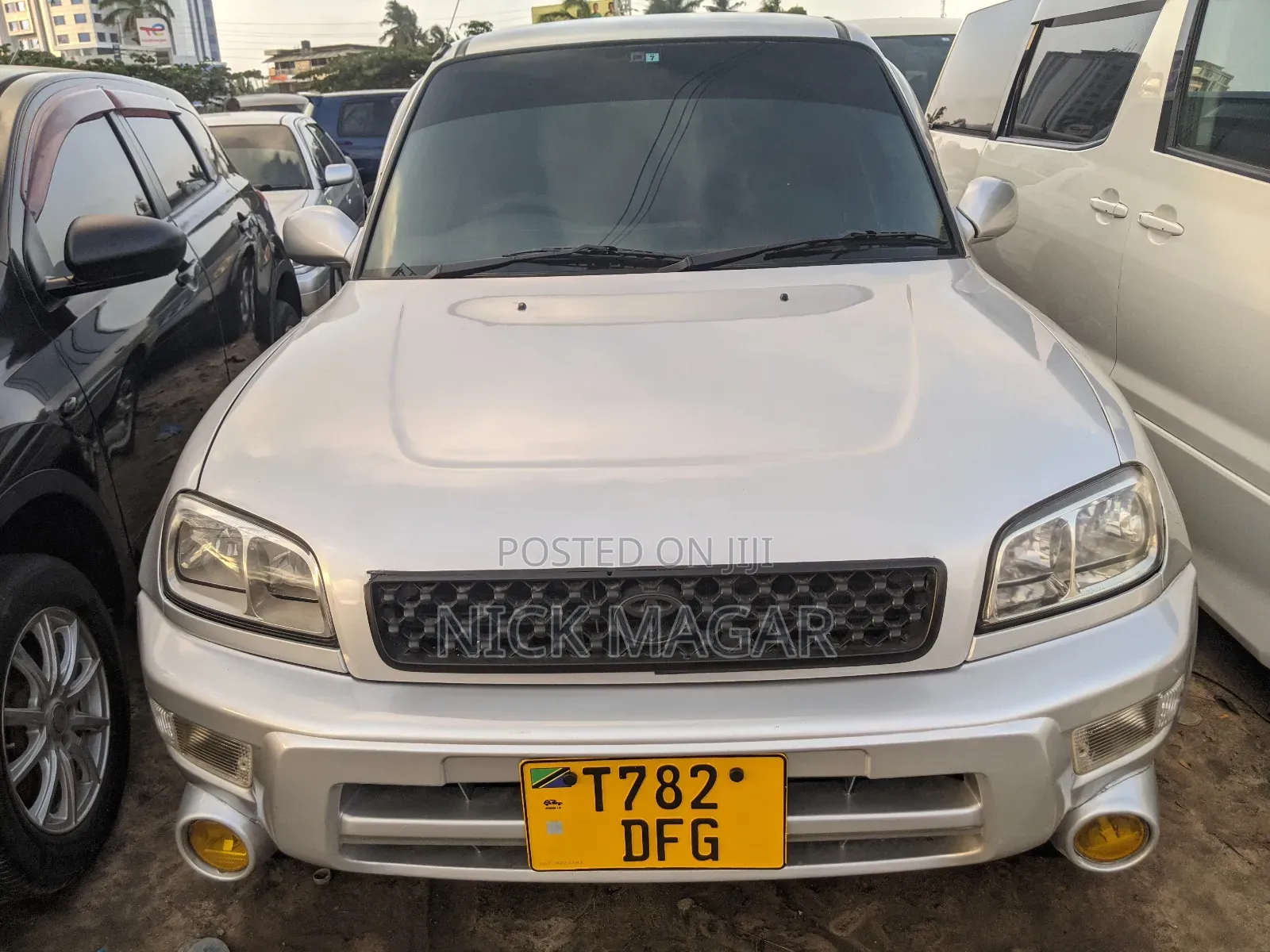 Toyota RAV4 1999 Silver