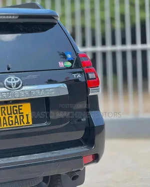Toyota Land Cruiser Prado 2018 Black