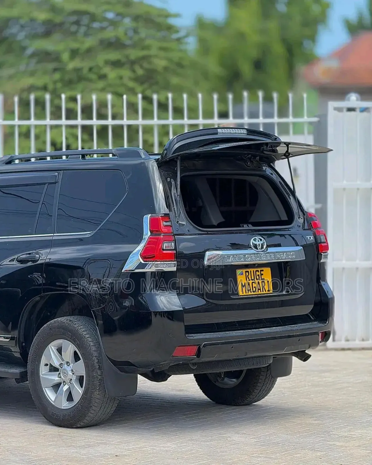 Toyota Land Cruiser Prado 2018 Black