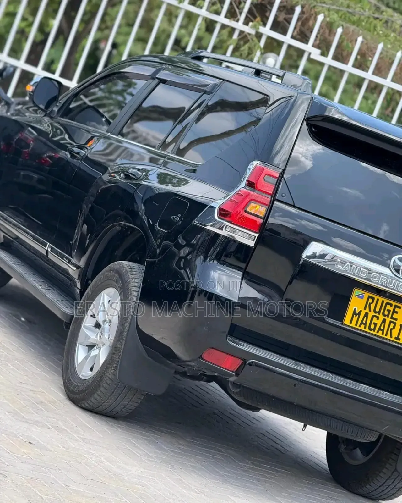 Toyota Land Cruiser Prado 2018 Black