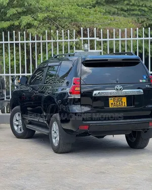 Toyota Land Cruiser Prado 2018 Black