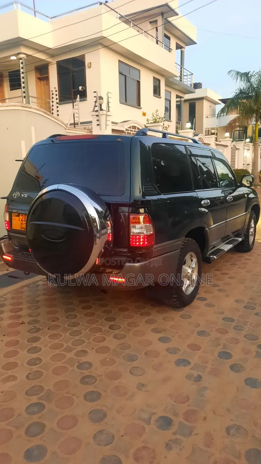 Toyota Land Cruiser 2005 Black