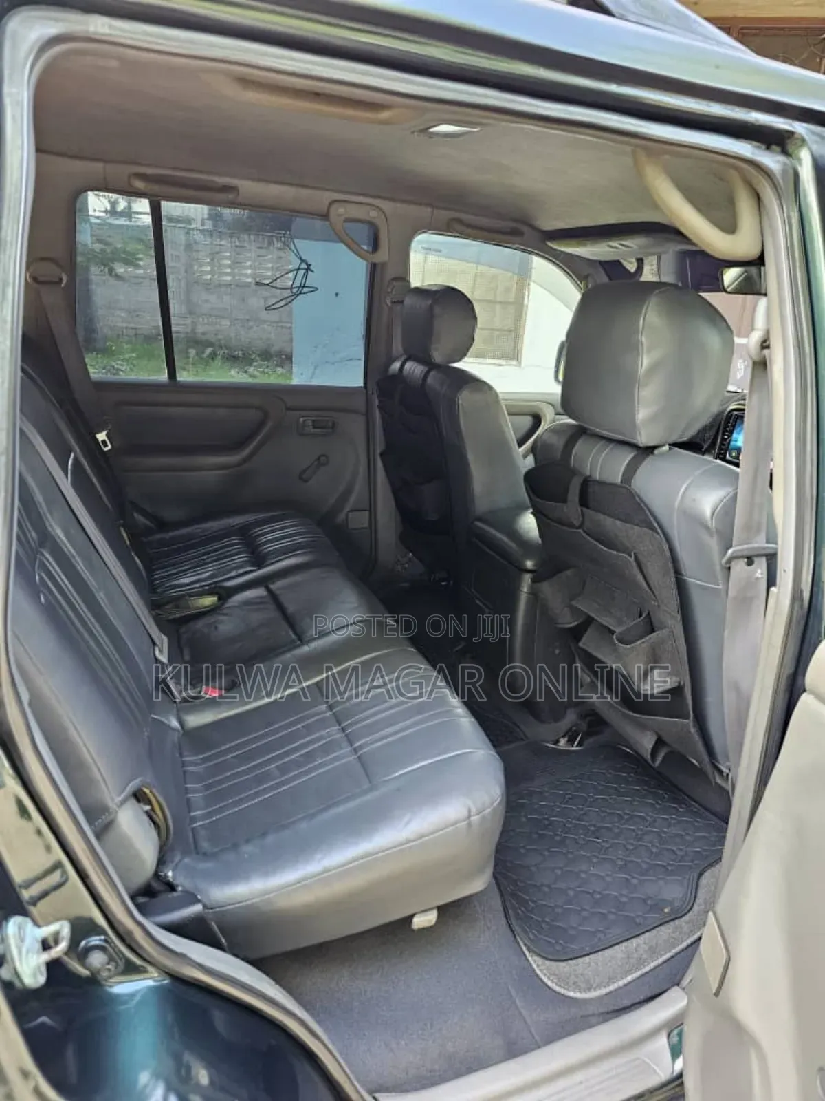 Toyota Land Cruiser 2005 Black