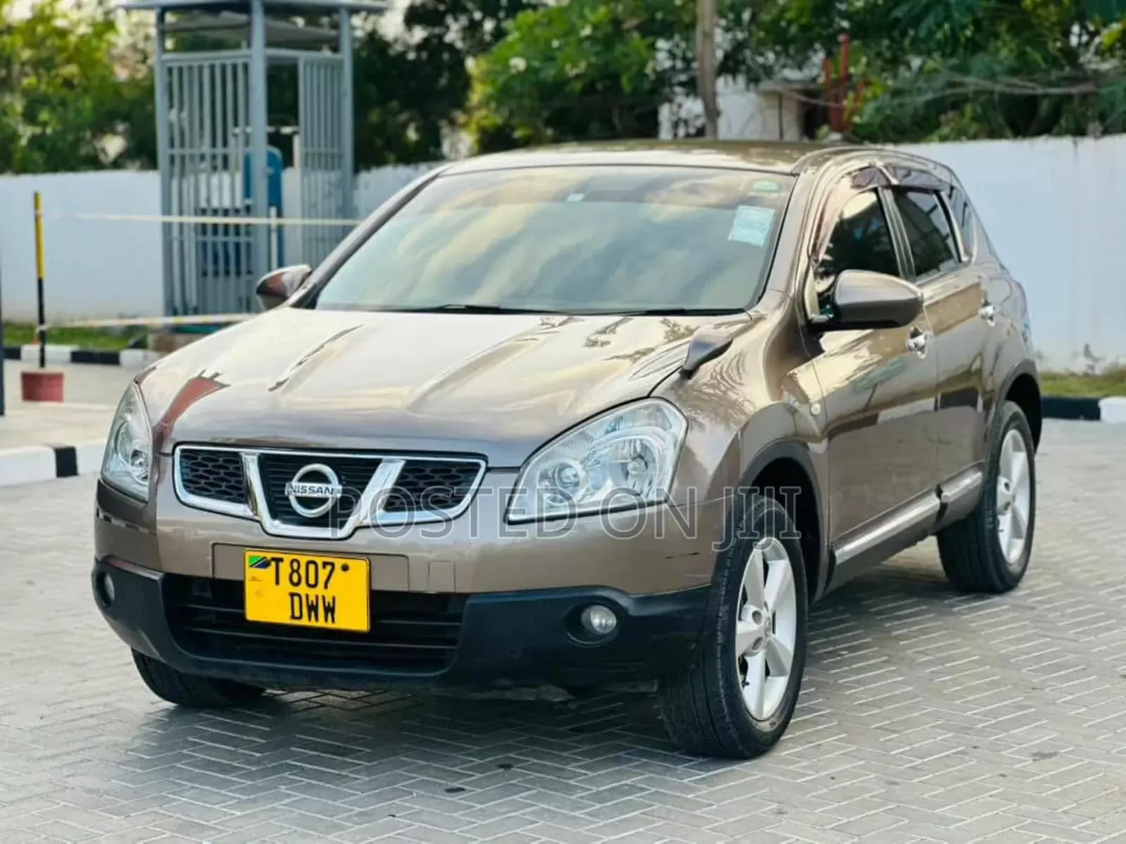 Nissan Dualis 2011 Gold