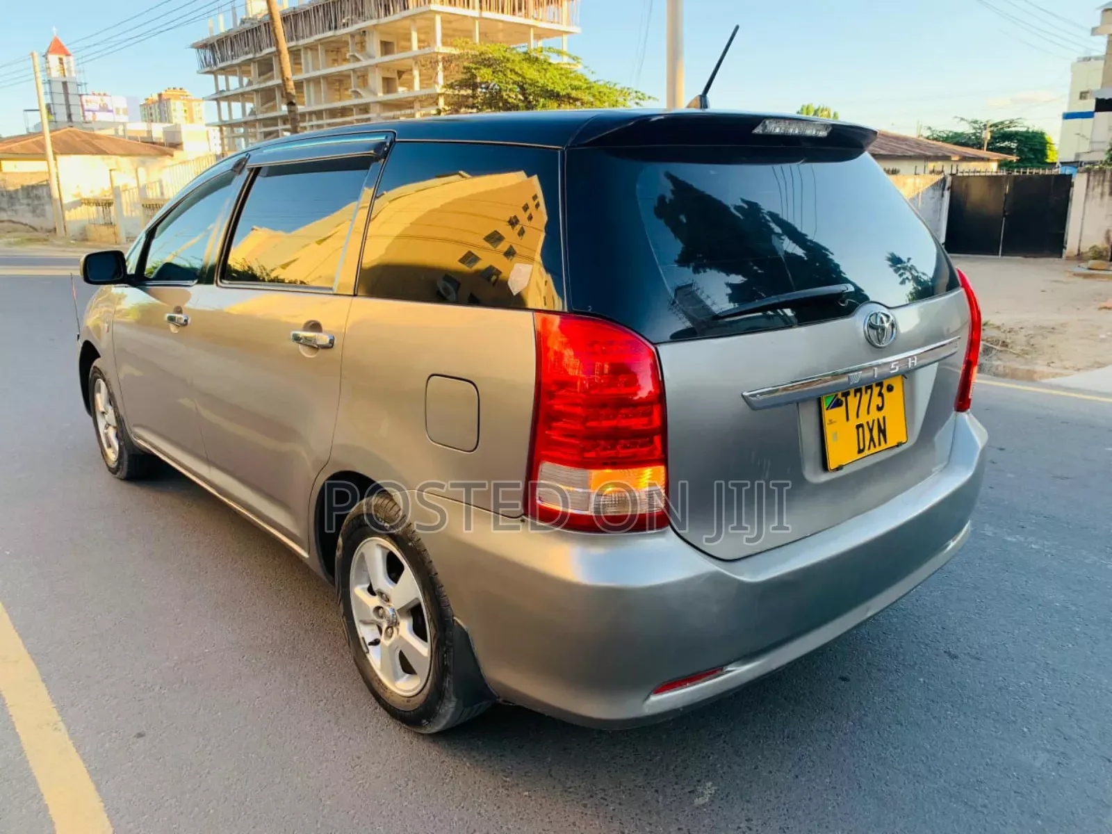 Toyota Wish 2004 Silver