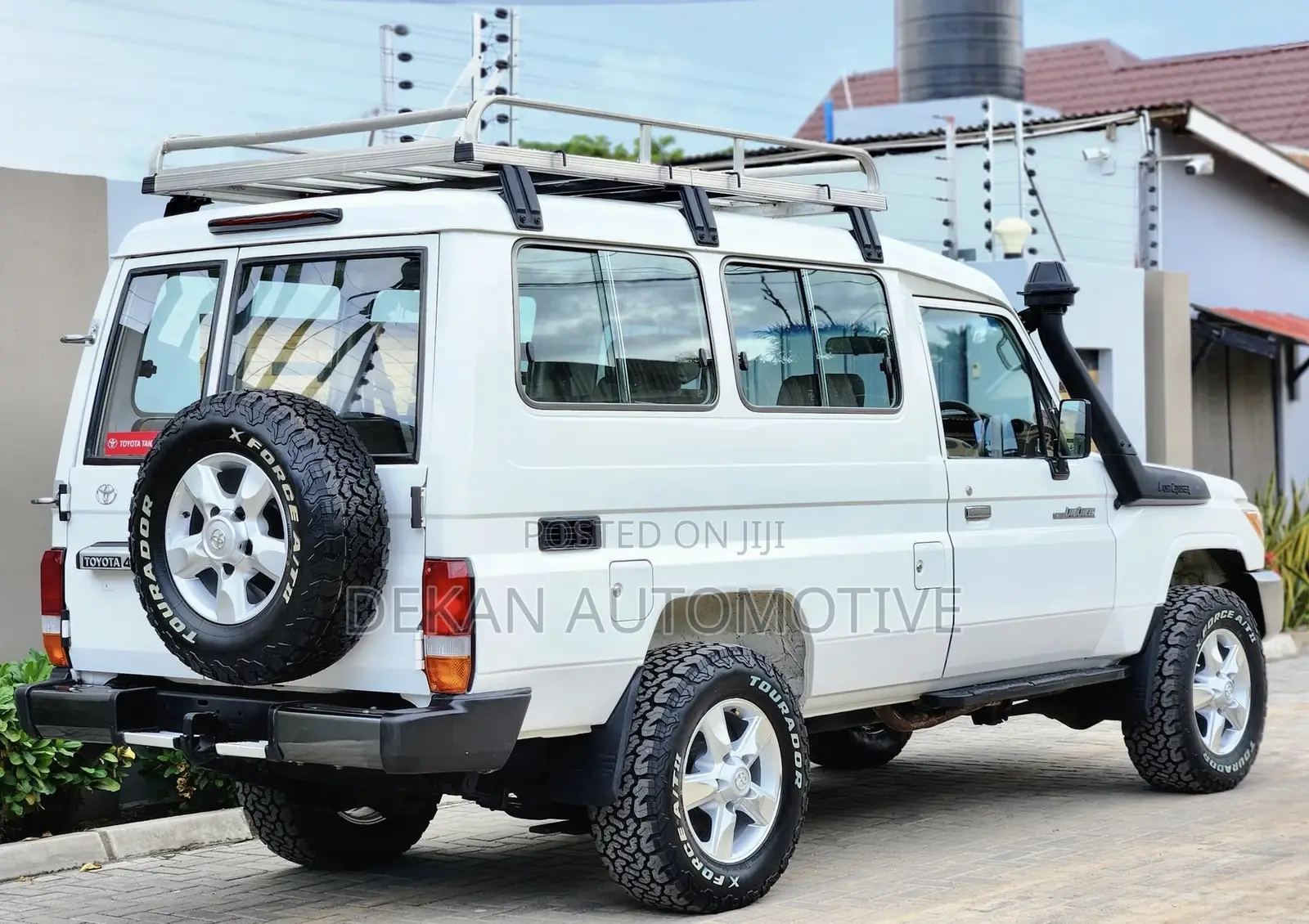 Toyota Land Cruiser 100 4.2 2008 White