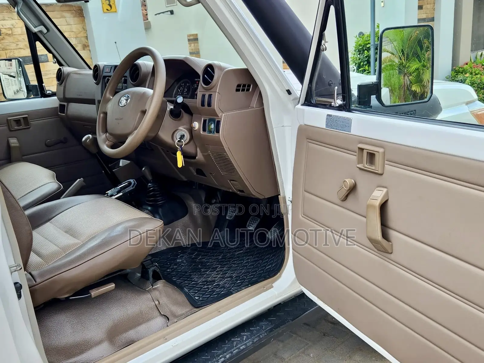 Toyota Land Cruiser 100 4.2 2008 White