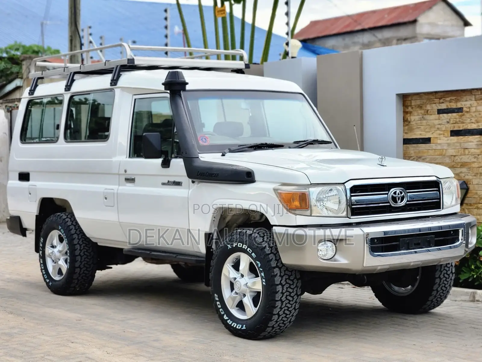 Toyota Land Cruiser 100 4.2 2008 White