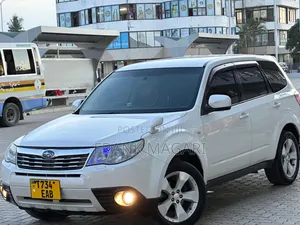 Photo - Subaru Forester 2008 White