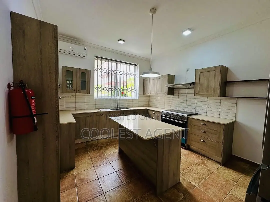 Furnished 4bdrm Villa in Oysterbay, Kinondoni for rent