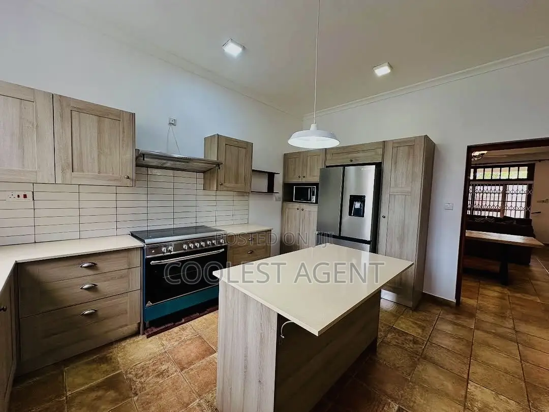 Furnished 4bdrm Villa in Oysterbay, Kinondoni for rent