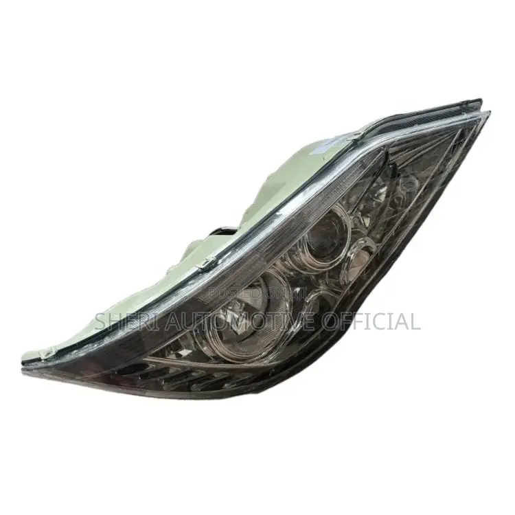 Yutong Bus ZK6120D1 Bus Parts Headlamp QA1157