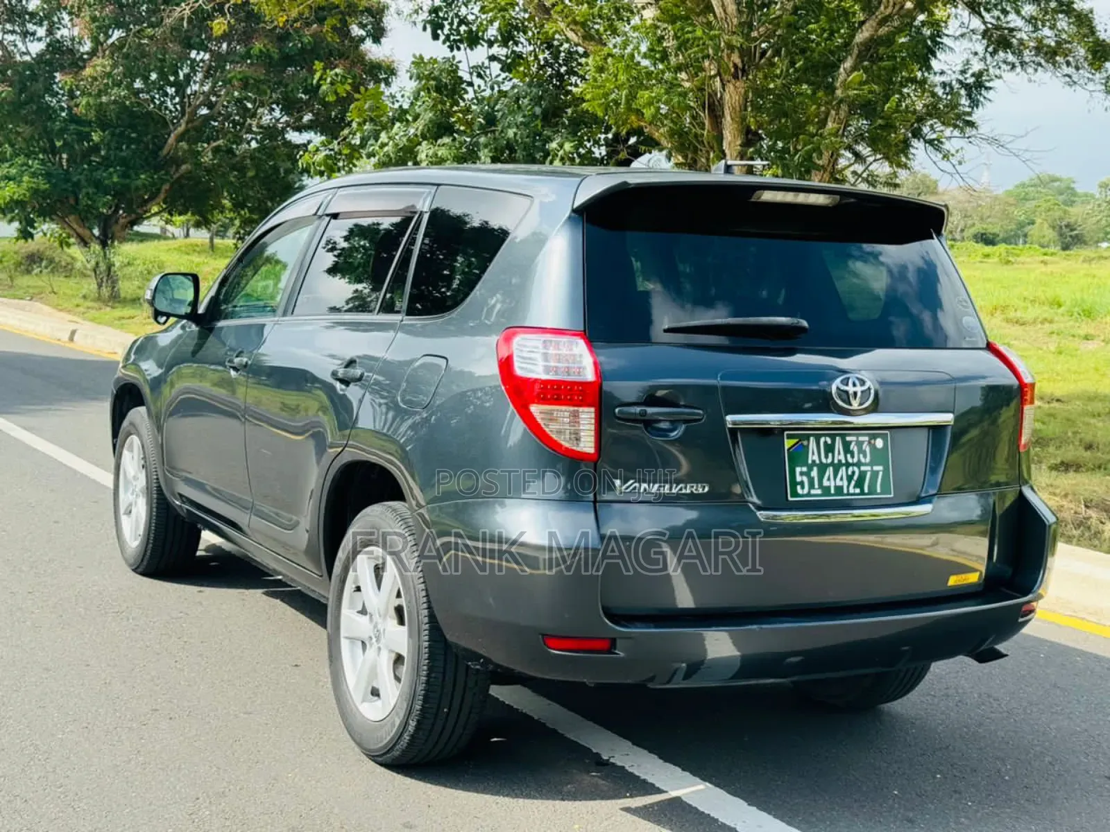 Toyota Vanguard 2008 Gray
