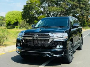 Toyota Land Cruiser 2017 Black