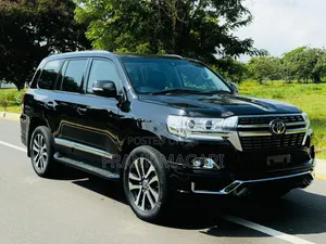 Toyota Land Cruiser 2017 Black